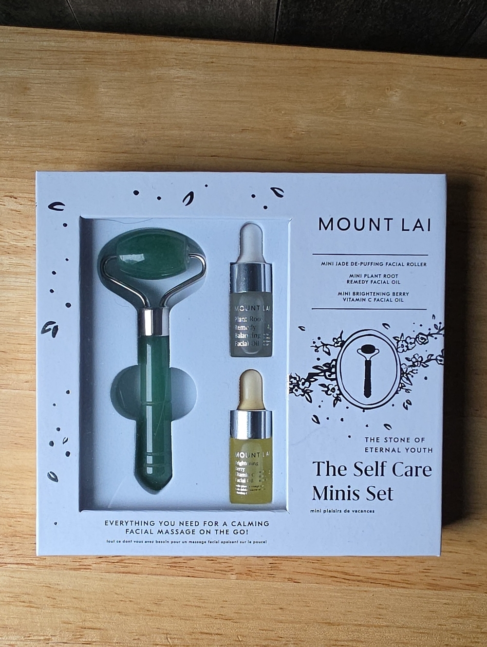 Green Jade Facial Roller & Two Oils Self Care Set